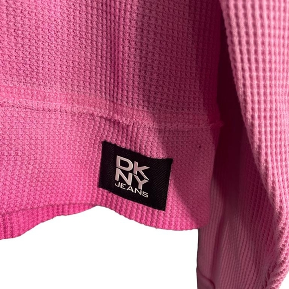 DKNY  long sleeves hooded sweater size medium colour pink - Picture 5 of 6